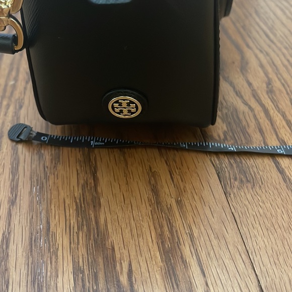 Authentic Tory Burch polkadot crossbody - Picture 12 of 13